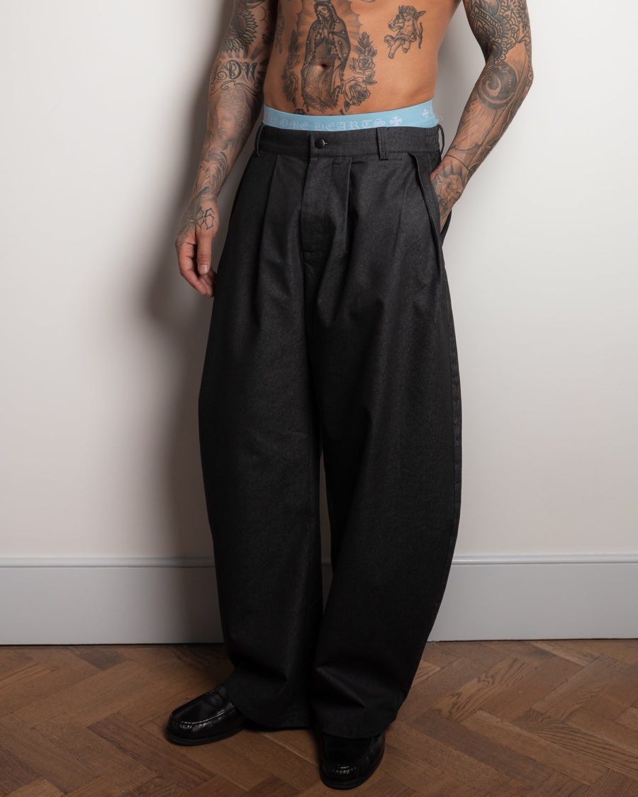 Pleated Shadow Pant